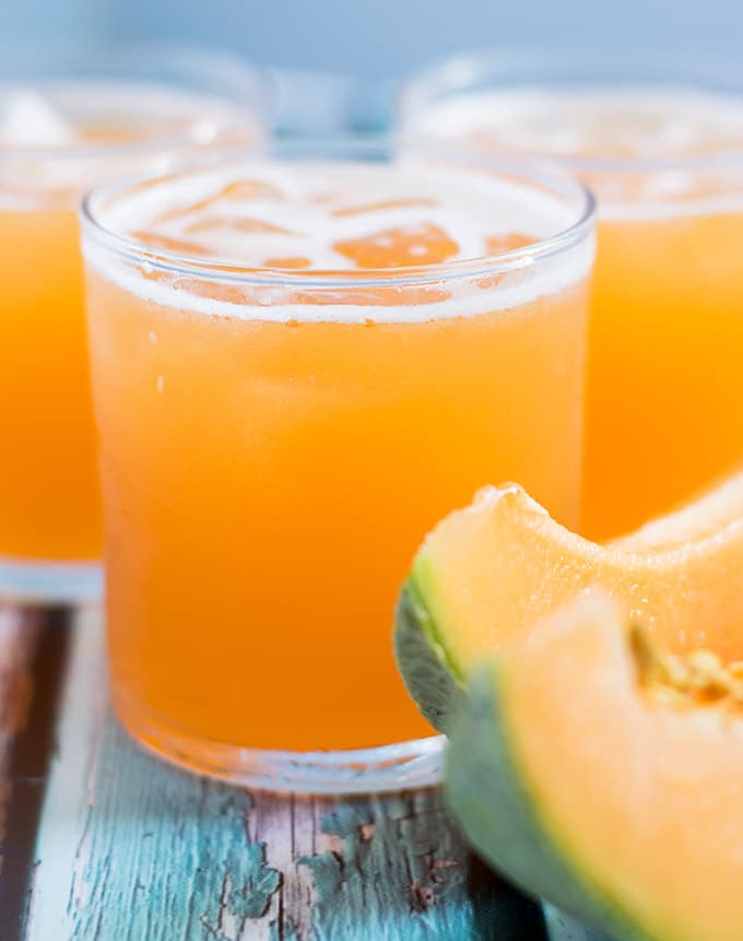 Cantaloupe agua fresca or agua de melon is one of the most delicious beverages you could serve this summer! Aguas frescas are usually made from fruit and are popular throughout Mexico.