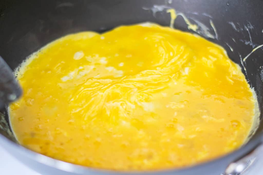 making scrambled eggs